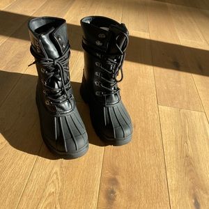 New duck boots